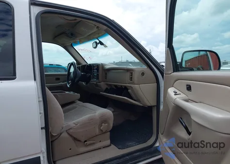 2001 Chevrolet Tahoe Ls z USA, uszkodzony, nr VIN 1GNEC13T31R203462